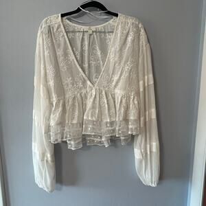 P. Cill Lace Peplum V Neck Long Sleeve Cropped Blouse Women's Sz L